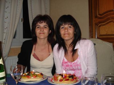 ma mere et sa soeur jumelle